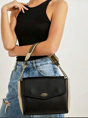 GUESS Shoulder Bag in Black & Brown